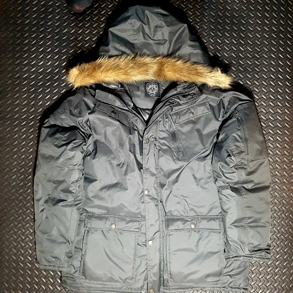 Taikun winter coat with fur rim hood size 2XL - Picture 3 of 11